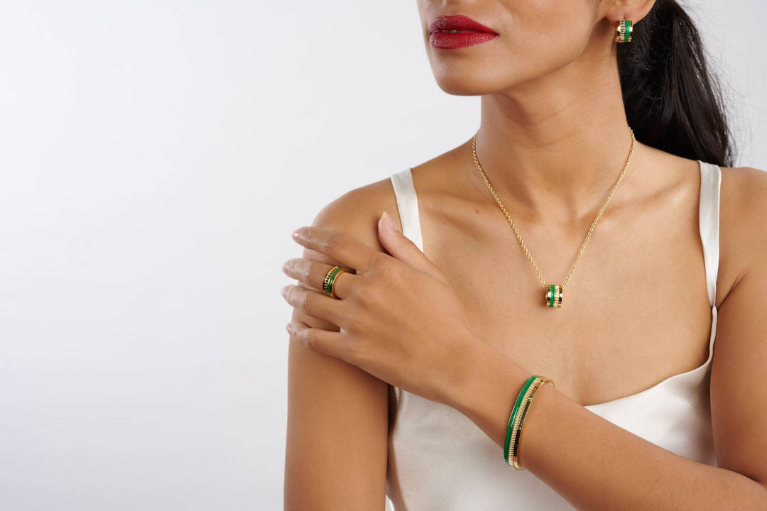 Classic Choir Emerald Green Set (Short Necklace)